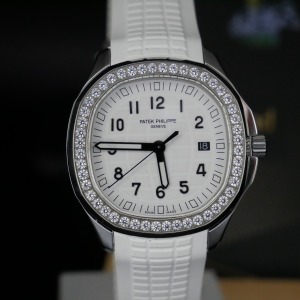 百達翡麗 海底探險家 滿鑽女錶 Patek Philippe Aquanaut PP5068R-010