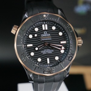 OMEGA 歐米茄 300海馬系列 同軸擒縱  210.62.44.20.01.001