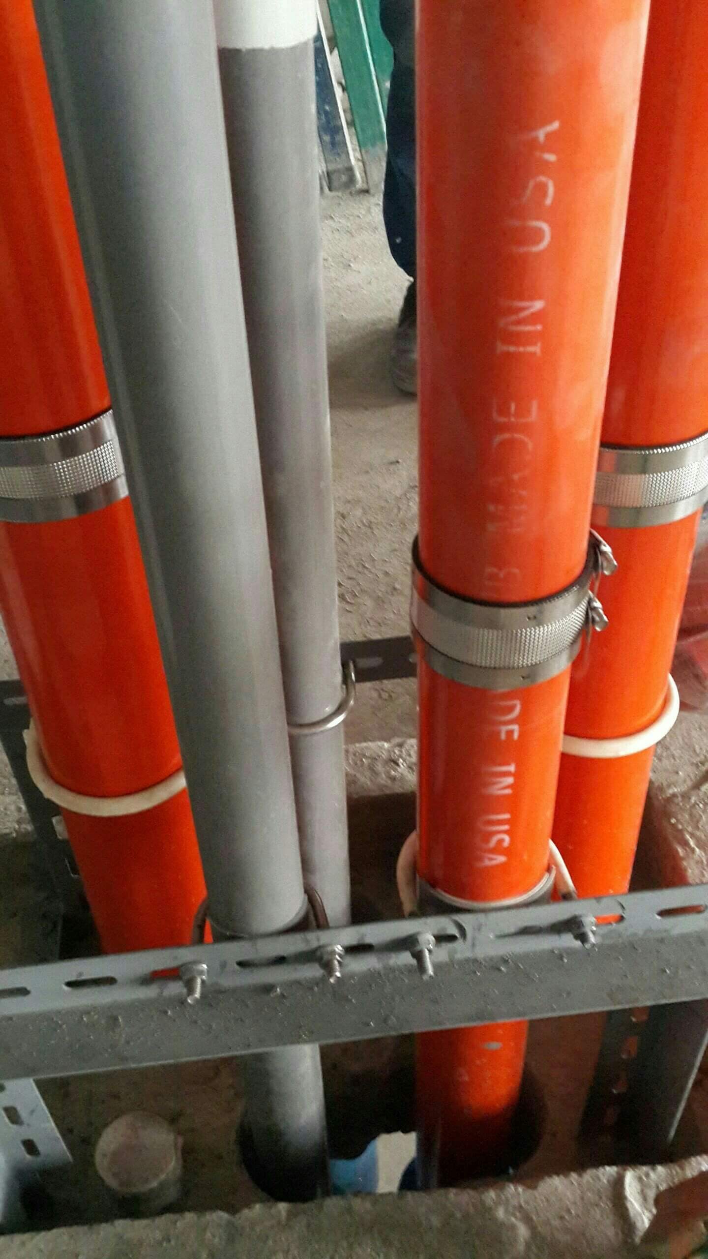 絕緣被覆一體成型五金吊架-冠宏國際專利發明