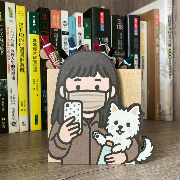 [客製] Nana插畫 木盒筆筒 //可雷雕文字//
