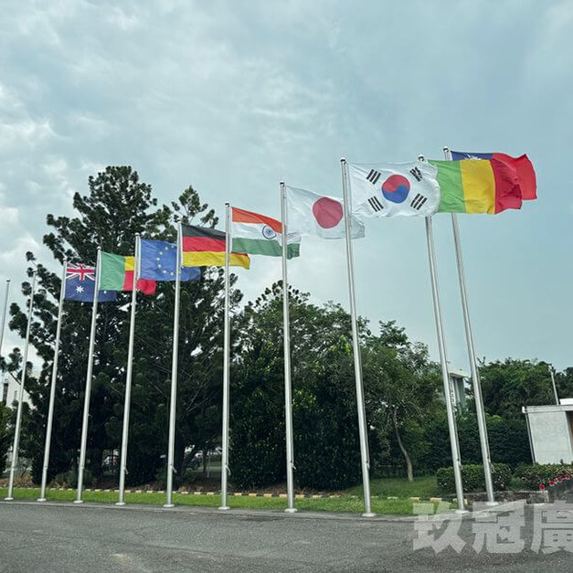 國旗桿 超大旗桿製作/舊國旗桿 滑輪 旗繩維修