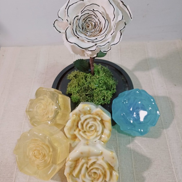 玫瑰花造型手工皂 精油手工皂 天然珍珠粉 金盞花萃取珍珠精華皂