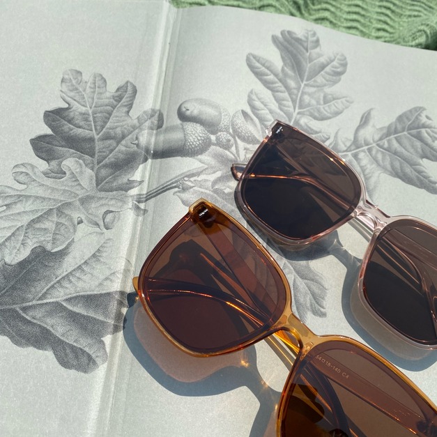 大框顯臉小墨鏡