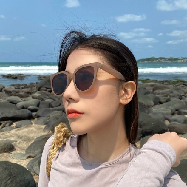 奶茶框小可愛墨鏡