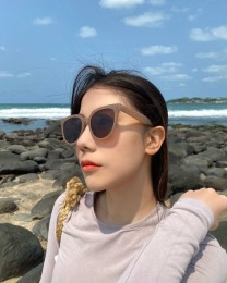 奶茶框小可愛墨鏡