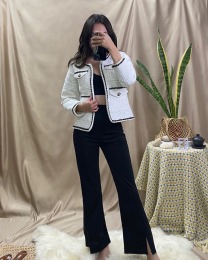 下擺開叉顯腿長褲