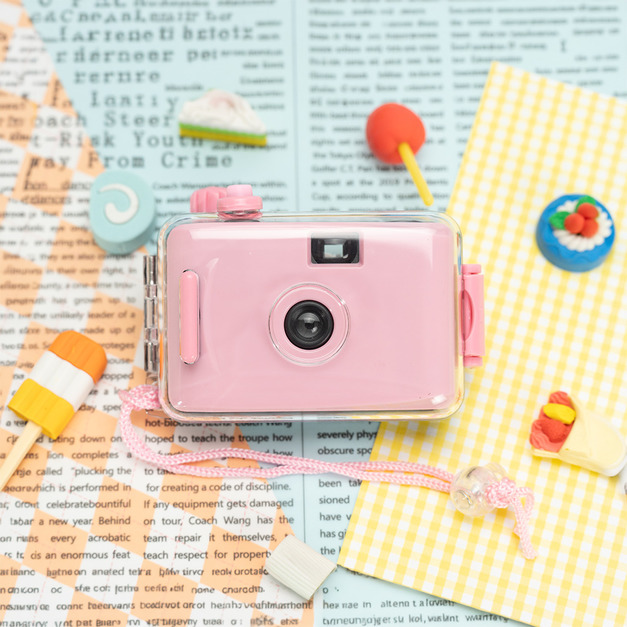 【LFANI樂斐相機】繽紛糖果防水LOMO底片相機-粉色 (可加購品牌底片)