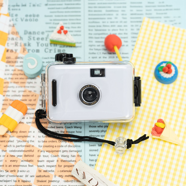 【LFANI樂斐相機】繽紛糖果防水LOMO底片相機-黑白 (可加購品牌底片)