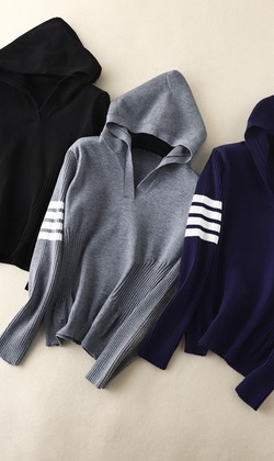 學院風顯瘦連帽T3色 (只剩黑色現貨)