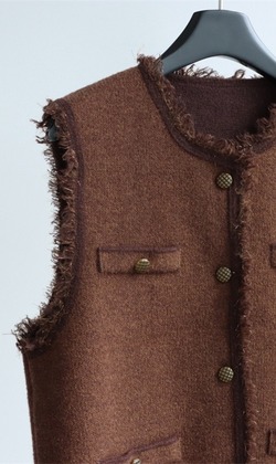 羊毛混紡流蘇背心 2色（深棕現貨）