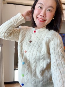 彩色愛心釦麻花毛衣 2色（只剩米白現貨）