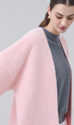 水貂絨長版綿綿罩衫 3色 （只剩黑/粉現貨）