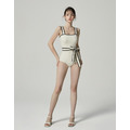 高級感白色連身泳衣_4