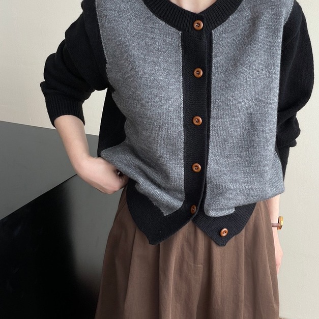 克萊茵雙色毛衣 2色 (只剩黑色現貨)