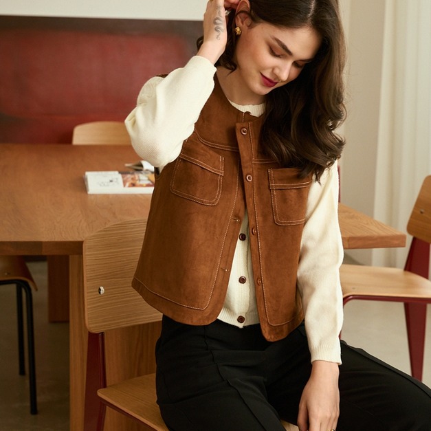 復古麂皮口袋背心 2色（只剩駝色現貨）