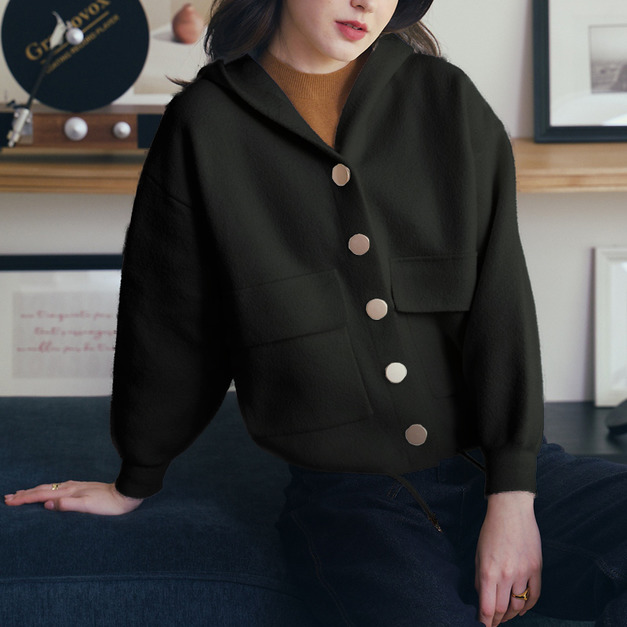 千層絲絨白帽金釦外套（只剩黑色現貨）