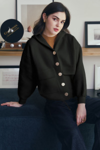 千層絲絨白帽金釦外套（只剩黑色現貨）