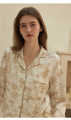 法國森林貢緞長袖睡衣 （現貨）