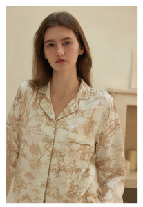 法國森林貢緞長袖睡衣 （現貨）