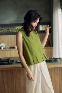 娜妲棉麻設計上衣（現貨）