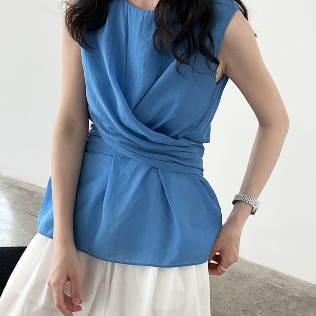 法式高級交叉上衣2色 （現貨）