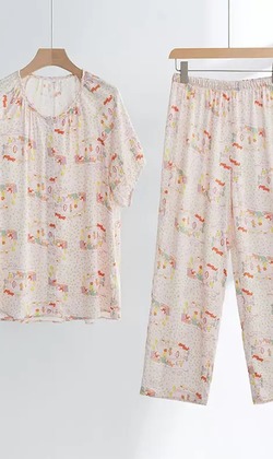 旺斯馬戲團貢緞睡衣 （只剩S/M)