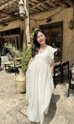 天絲夢幻荷葉v領洋裝 2色（現貨）