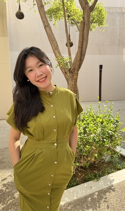 機能棉顯瘦收腰洋裝 2色（現貨）