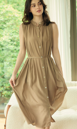 極輕涼感無袖洋裝 3色  （只剩駝/淡綠現貨）