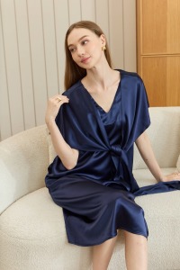 日本三醋酸高級洋裝 2色（現貨）