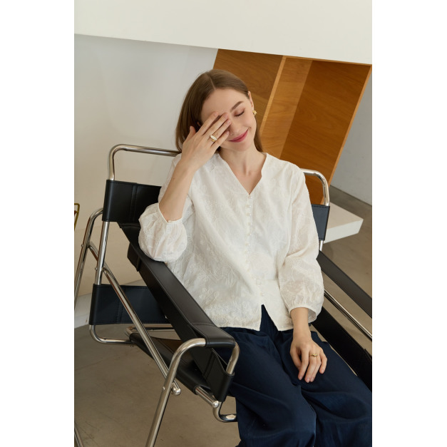 刺繡珍珠上衣外套 （現貨）