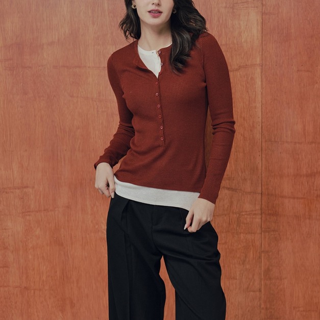 顯瘦假兩件紅上衣（現貨）