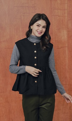 日本皇室金釦背心 2色（現貨）