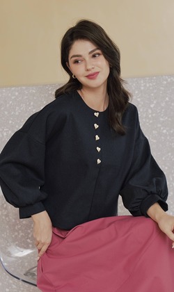 東京閃電愛心外套（現貨）