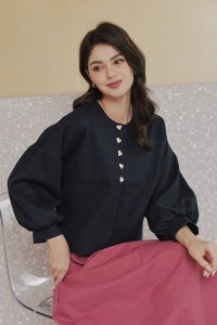 東京閃電愛心外套（現貨）