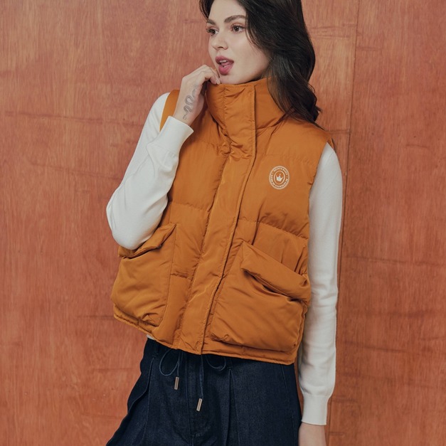 90%白鴨絨大口袋背心 2色（現貨）