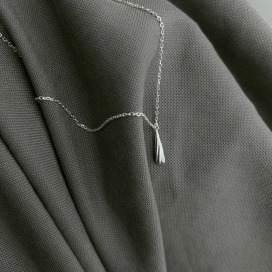 ｜純銀項鍊｜飛舞 &bull; 水滴 毛衣鏈頸鏈鎖骨鏈 單只販售