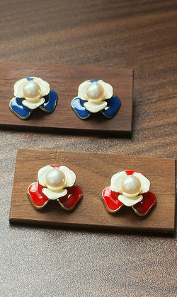 ｜耳飾｜孤寂 • 玫瑰花 耳釘耳環 一對販售