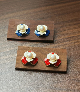 ｜耳飾｜孤寂 • 玫瑰花 耳釘耳環 一對販售