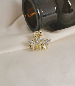 ｜鯊魚夾｜刻在 ‧ 蝴蝶雙飛 抓夾瀏海夾盤髮夾 單只販售