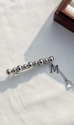 ｜彈簧夾｜涼意 &bull; 珠珠垂墜 髮夾髮飾邊夾壓夾彈簧夾鯊魚夾飾品