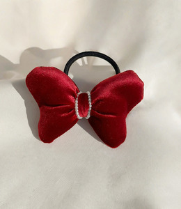 ｜髮圈｜俏皮 &bull; 珍珠紅色蝴蝶結 髮束髮飾髮繩彈力繩 單支販售