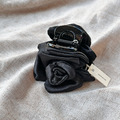 ｜鯊魚夾｜依戀 • 黑色玫瑰 布藝髮夾盤髮 單支販售_6