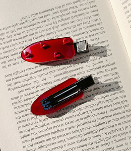 ｜壓夾｜月落 • 紅色愛心水滴 髮夾邊夾瀏海髮飾 一對販售