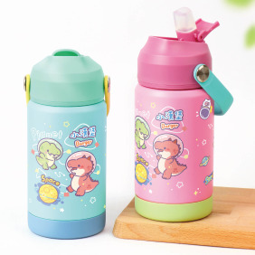 孩提 吸管式兒童專用保溫瓶【環繞系列-萌龍太空記】