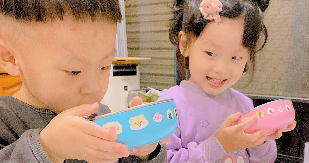 【幼兒園準備】「作伴 」耐高溫姓名貼、吃飯專用三色碗、衣物印章，托嬰/幼兒園必備