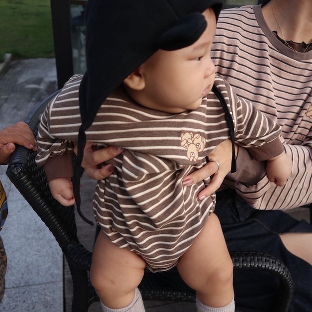 【預購】ammu | hey kuma  條紋刺繡包屁衣 (2色) *小店長清單