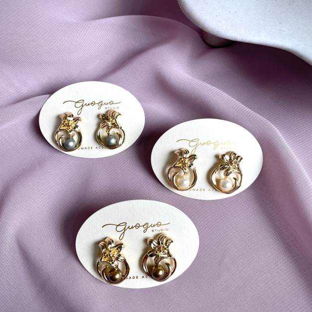 古典鳶尾花珍珠耳環