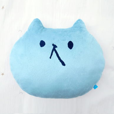 吸貓貓抱枕－無辜 (任選二入2,799)