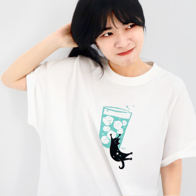 涼涼星球－純棉T-Shirt Free size  黑貓